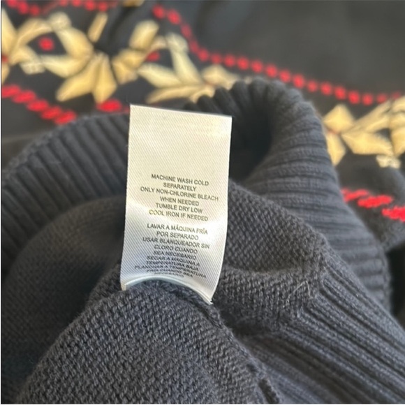 Weatherproof Dark Blue 1/4 Zip-Up Sweater with Snowflake Pattern - Picture 7 of 7